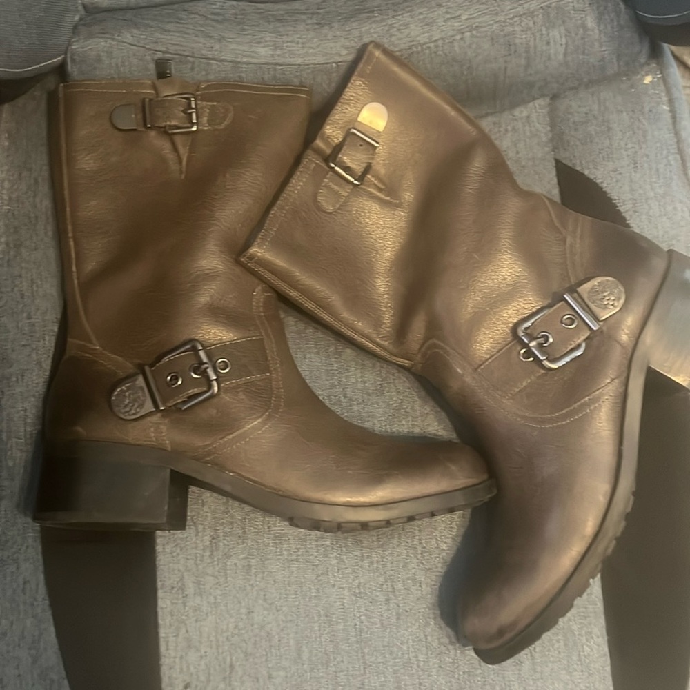 Vince Camuto dark brown leather boots size 9.5